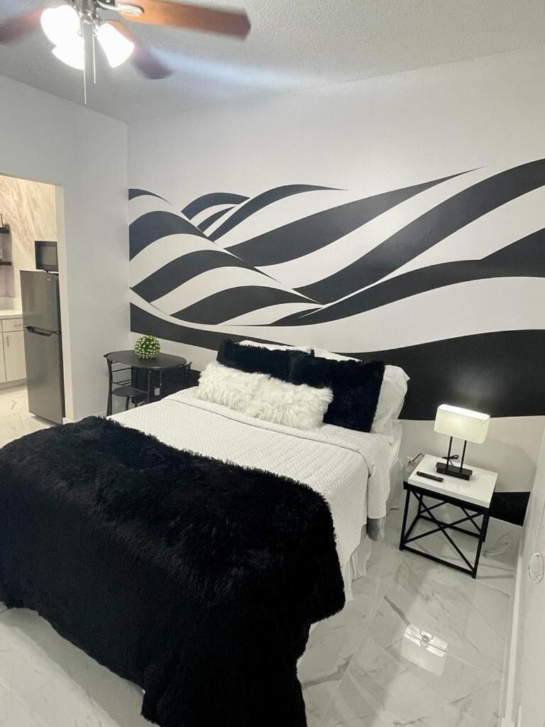 Cozy Studio, Prime Location, Remodeled, 1 Parking West Palm Beach Ngoại thất bức ảnh