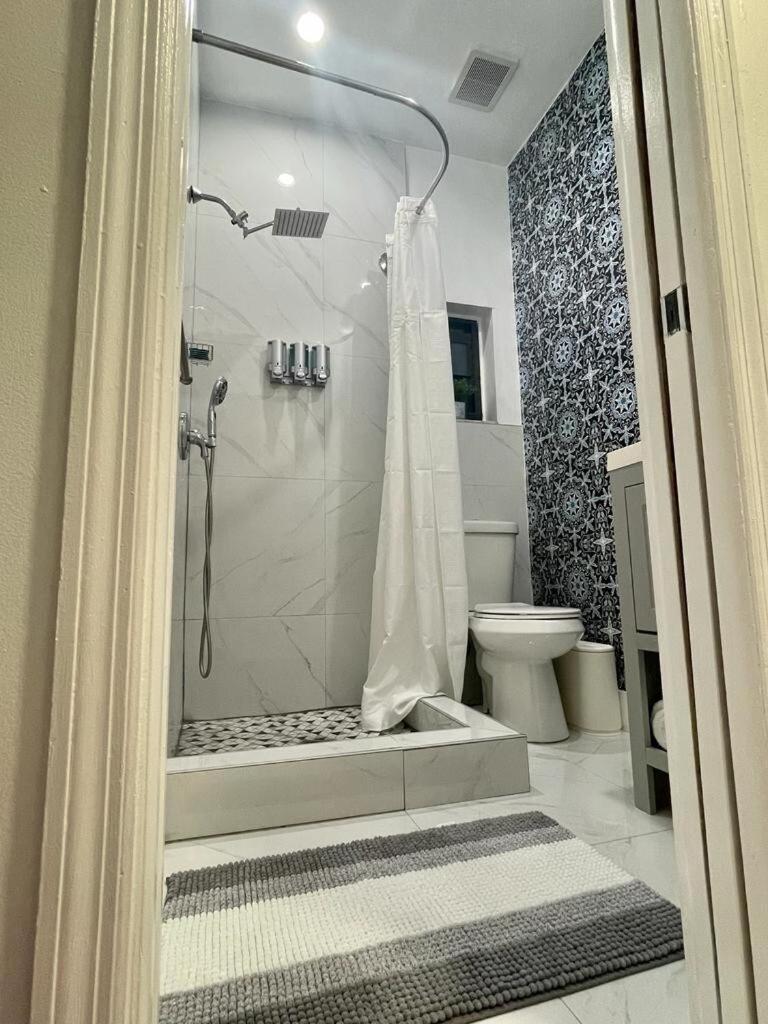 Cozy Studio, Prime Location, Remodeled, 1 Parking West Palm Beach Ngoại thất bức ảnh